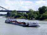 RUNLAND(02312098) hat soeben die John-Frostbrug in Arnhem Stromabwrts durchfahren;110905