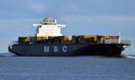 MSC Paris Containerschiff, Heimathafen  Madeira. Baujahr: 2006, Container: 8204 TEU, BRZ: 89941, Lnge: 334.07 m, Breite: 42.80 m, Tiefgang: 14.50 m, Geschwindigkeit: 25.60 kn. Bei Brokdorf am 29.09.15 auslaufend von Hamburg beobachtet.