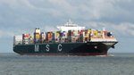 Containerschiff  MSC Laureen  vor Cuxhaven, 10.9.2015