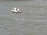 Polizeiboot  WSP 9  der Klner Wasserschutzpolizei ist im Streifendienst auf dem Rhein unterwegs.