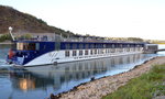 KFGS-AMAVENITA  Flusskreuzfahrtschiff  Ex-Name  Amavista auf dem Rhein bei Andernach am 04.10.16.