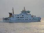 2.1.2010: Die Frisia II verlsst Norderney mit vielen Sylvestergasten und luft gen Festlandhafen Norddeich Mole 