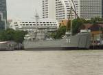 Am 07.07.2009 liegt diesesSchiff der thailndischen Marine im Chao Phraya Flu in Bangkok vor Anker