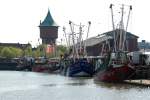 Diverse Kutter aufgenommen im Hafen von Cuxhaven am 24.04.11