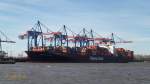 CHICAGO EXPRESS (IMO9295268) am 21.4.2015, Hamburg, Elbe, Container Terminal Burchardkai, Stromliegeplatz Athabaskakai /
Containerschiff / BRZ 93.811 / Lüa 335,5 m, B 42,8 m, Tg 14,6 m / 1 Diesel  B&W 12K98ME, 68.640 kW, 93.350 PS, 25 kn / TEU ges. 8.750, 730 Reefers / gebaut 2006 bei Hyundai Heavy Industries Südkorea / Eigner: Hapag-Lloyd, Flagge: Deutschland,  Heimathafen Hamburg  /
