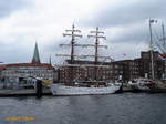 APHRODITE am 21.6.2006, Kieler Hafen /
Brigg / Lüa 31 m, B 6,6 m, Tg 1,9 m / Segelfläche: 383 m² /  1 Diesel, Iveco, kW (360 PS) / gebaut 1994 bei de Vries in Lemmer, NL / 40 Fahrgäste, 8 2-Bett-Kabinen / Flagge: NL / 2016 innerhalb Hollands verkauft, der neue Eigner will das Schiff anderen Aufgaben zuführen /
