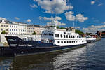 MARITTIMA (IMO: 5315412) am 21.06.2020 im Burgtorhafen von Lübeck. Ob das Fahrgastschiff wieder seinen Dienst in Lübeck-Travemünde aufnimmt, scheint derzeit fraglich.