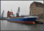 Die  Jtland  beim Schrott laden im Nordhafen Stralsund.  am 11.03.08
