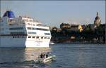 Die MS Columbus verlsst den Stockholmer Hafen.
