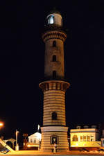 Der historische Leuchtturm von Warnemünde (August 2013)