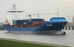 Das Containerschiff ICE BIRD (IMO: 9375252) kommt aus der Schleuse Brunsbttel. Es nimmt anschlieend Kurs nach Hamburg. Entstanden am 4.4.2011.

