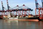 Containerfrachter  NYK Constellation  am 10.05.15 in Bremerhaven