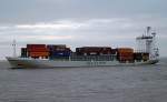 Das Containerschiff  SVEN- Unifeeder (IMO:  9134139) von Hamburg kommend, vor der Einfahrt zur NOK- Schleuse Brunsbüttel. Baujahr:1996, Länge:121 m, Breite:18 m, Bauwerft:  Sietas, Hamburg. Aufgenommen am 05.04.2011.  