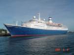 aus den anfngen des Digitalen Fotos vom 08.09.2004 die  Marco Polo  im Hafen von Warnemnde