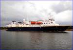 Das Kreuzfahrtschiff N.G. EXPLORER IMO 8019356 hat abgelegt und fhrt traveabwrts mit Kurs Ostsee...  Aufgenommen: 20.09.2012