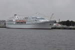 Die 135m Ocean Majesty der Reederei Majesty International Cruises stand auf ihrem Seeweg von Visby nach Kopenhagen in Warnemnde.08.09.2017