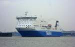 MS FINNCLIPPER IMO 9137997, das FINNLINES-Schiff kommt von Schweden erstmalig die Trave hoch um am Seelandkai in Lbeck-Siems festzumachen...Aufgenommen: 22.2.2012