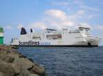 FS SKANE der Reederei SCANDLINES HANSA bei Passieren der Mole in Rostock-Warnemnde