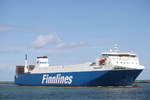Die Finnlines Fähre Finnpulp auf ihrem Seeweg vom finnischen Hanko nach Rostock-Überseehafen beim Einlaufen in Warnemünde.03.05.2019