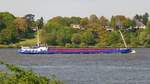 JEANNY (IMO 8135459)+(ENI 02204572) am 11.5.2017, Hamburg, Elbe Höhe Finkenwerder /

Ehemalige Namen: -> 1989 BANJAARD / -> 1990 GESINA / -> 1993 ALDEBARAN / -> 2006 GITANA /

Stückgutschiff / GT 605 / Lüa 67,0 m, B 8,13 m, Tg 2,62 m /  1 Diesel 447 kW (PS) / gebaut 1970  bei BIJLSMA & ZONEN - WARTENA, NL / Eigner: ROLOFF JENS - BARGENSTEDT, D /
