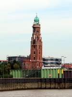 Bremerhaven Oberfeuer am 15.08.2013. Das Unterfeuer ist 34m hoch.