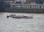 ADELE (ENI 05104980) am 4.7.2015, Hamburg, Elbe höhe Blohm + Voss /  Ex-Namen: ADVOCADRD, ELSE, MAGDALENE II /  Barkasse / Lüa 15,5 m, B 3,7 m, Tg 1,2 m / 1 Diesel 128 PS / 57 Pers.