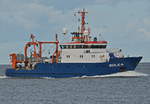 Die Solea ist ein deutsches Fischereiforschungsschiff. Eigner des Schiffes ist die Bundesrepublik Deutschland,    Länge: 42 m, Breite: 10 m, IMO 9314583, Besatzung 14 Mann. Vor Cuxhaven am 26.09.2018.