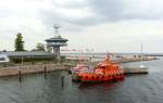 Lotsenboot STEIN, MMSI 211546740, liegt an der Pier der Lotsenstation in Travemnde...
