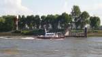 LOTSE 4 (2) am 23.7.2014, Hamburg, Elbe, cor dem Bubendeyufer /    Lotsenversetzschiff / Lüa 17,97 m, B 4,82 m, Tg 1,25 m / 2 Diesel á 360 kW, 20 kn / Bes.: 1 Schiffsführer, 1