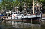 Binnenschlepper  Kroonwijk , IMO 2508829,  an der Waalseilandgracht in Amsterdam - 23.07.2013