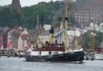Nach langer nicht betriebsfhiger Liegezeit am Schiffahrtsmuseum Kiel, konnte der Tonnenleger Bussard 2009 zum ersten Mal am Dampfrundum in Flensburg teilnehmen. Aufnahme am 12.07.009.