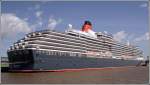 Die QUEEN VICTORIA (IMO 9320556) schr�g von achtern. 29.05.2009  ...