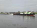 Elbe Heckradschlepper Beskydy im Einsatz.Unterhalb Niederwartha.
Sein Erscheinen im deutschen Strombereich ist meist Vorzeichen eines stark wechselnden Wasserstandes.