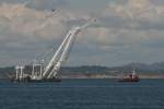 Bagger und Kr�ne Der Schwimmkran 'Etol Lift' wird auf die Nordsee geschleppt. Vindnes; 08.06.2009