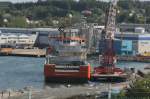 Nordsee Ein Offshore-Versorger wird mit Pipelinerohren beladen. Vindnes; 08.06.2009