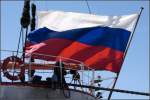 Europa Russland. Diese Flagge weht am 03.05.2008 am Heck des russischen Segelschulschiffes SEDOV, die in Bremerhaven festgemacht hatte.