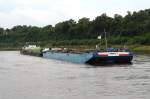Schubschiffe und -verb�nde Tschechischer Schubverband ANDREA + ANDREA 2 auf der Elbe talw�rts fahrend bei Dresden - �bigau (19.06.2009)
