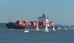 Containerschiffe 'Thuringia Express' auf der Elbe bei Wedel am 19.09.2009