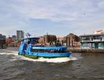 Hamburg Hafenf�hre 'Waltershof' im Juli 2009.