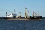 Containerschiffe Iran Mahallati am 06.08.2006 auf der Elbe bei Gr�nendeich