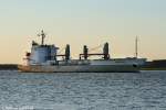 K�hlschiffe Die Regal Star auf der Elbe bei L�he Sand am 16.07.06.