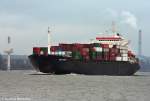Containerschiffe Die White Swan auf der Elbe beim L�he-Anleger am 09.02.06.
