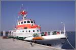 Seenotrettung  Der Seenotkreuzer FRITZ BEHRENS geh�rt zur 23,3 m Klasse der DGzRS. Hier ist er am 29.08.2005 auf seiner Station im Hafen der Greifswalder Oie zu sehen.
