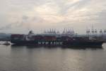 NYK Aphrodite verl�sst den ...  Bj�rn-Marco Halmschlag 08.11.2009