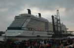 Celebrity Solstice bei �berf�hrungsfahrt ...  M. Schiebel 07.01.2010