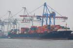 Die Manila Express IMO-Nummer:9301859 Flagge:Hong Kong L�nge:260.0m Breite:32.0m am Terminal ...