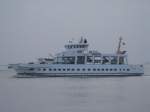 2.1.2010: Die Frisia I l�uft Norderney an  ...