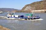 Schwimmende Tankstelle, das Tankschiff ...  Rolf Reinhardt 13.03.2010