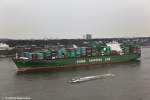 Die Xin Los Angeles beim Auslaufen aus dem Hamburger Hafen ... Die Xin Los Angeles beim Auslaufen aus dem Hamburger Hafen ...
