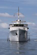 Yacht  CALISTO  ankert am ...  Karl Seltenhammer 10.06.2010